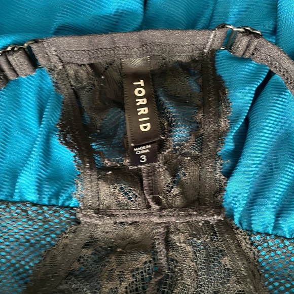 TORRID MESH LACE HALTER BABYDOLL CHEMISE - Picture 5 of 5